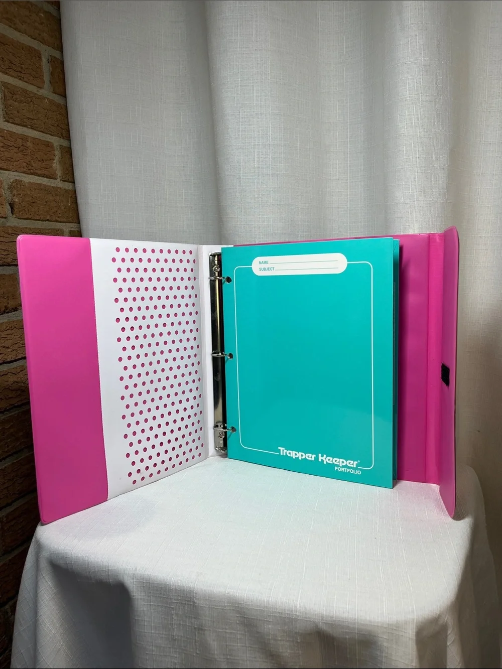 Mead Trapper Keeper Retro 80s Vaporwave Portfolio Binder Pink Neon 3 Ring